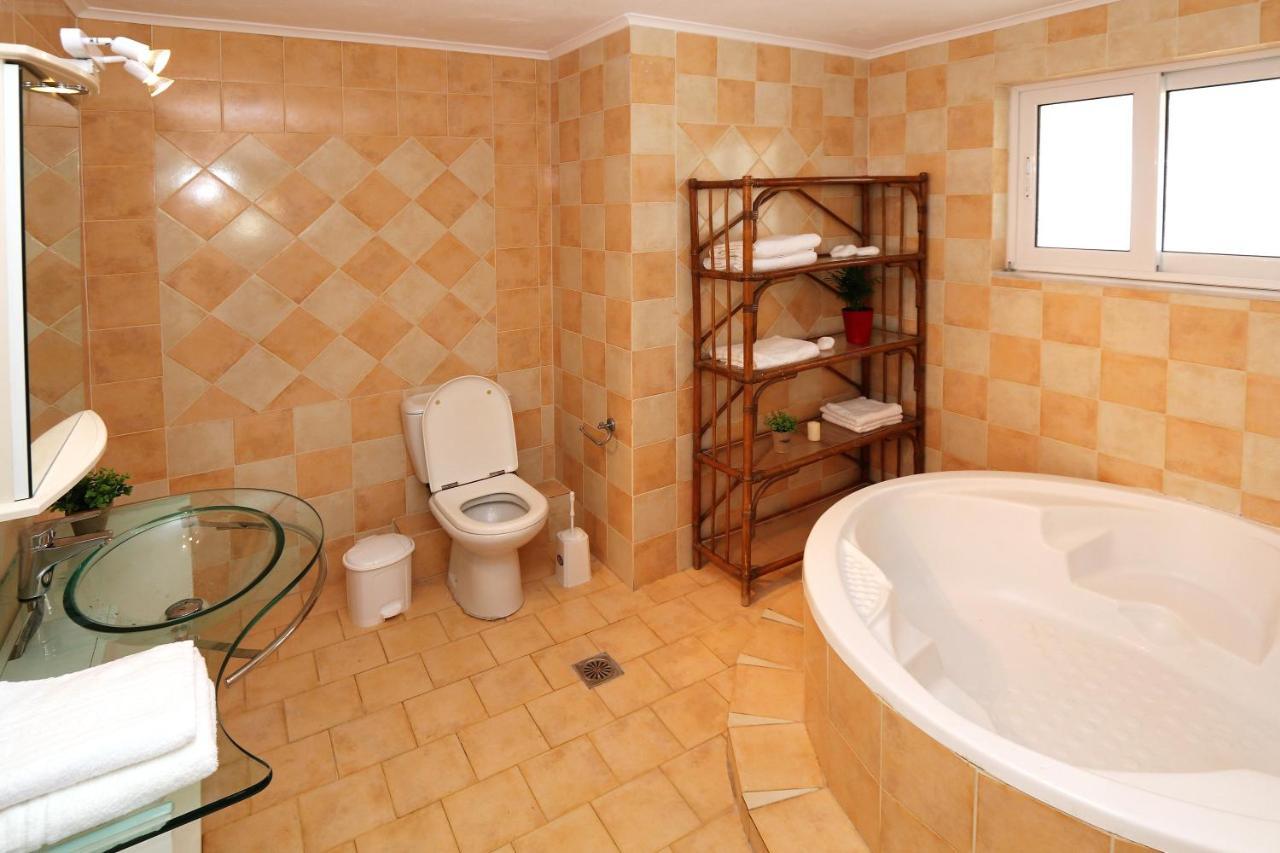 Villa Saradari แอร์ซอนิสซอส ภายนอก รูปภาพ